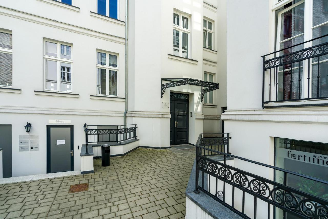 Modish Studio Poznan Old Town By Noclegi Renters Extérieur photo